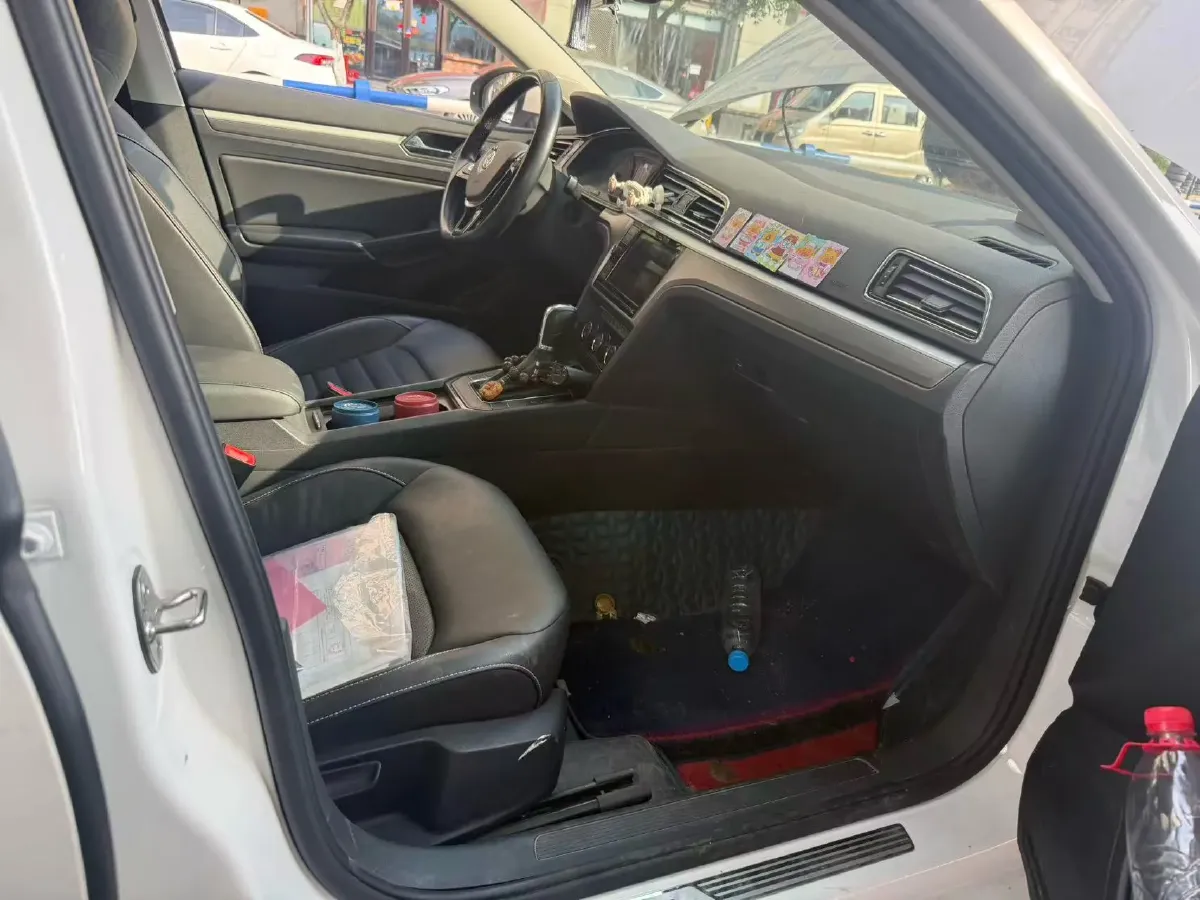 2019 Volkswagen Passat 1.4T 150HP L4 7DCT,autocango,china used car exporter,china ev exporter,chinese used car exporter,chinese used ev exporter