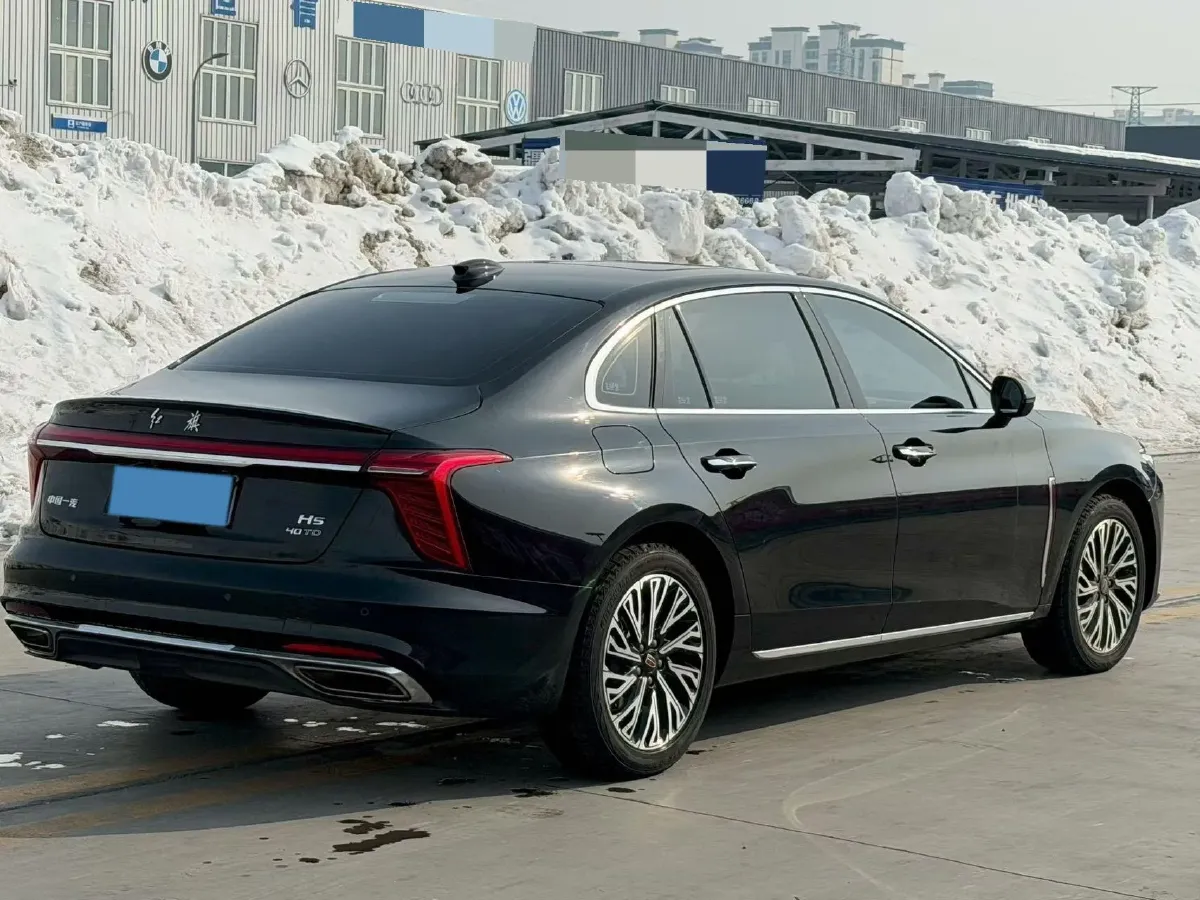 2024 HongQi H5 2.0T 224HP L4 8AT,autocango,china used car exporter,china ev exporter,chinese used car exporter,chinese used ev exporter