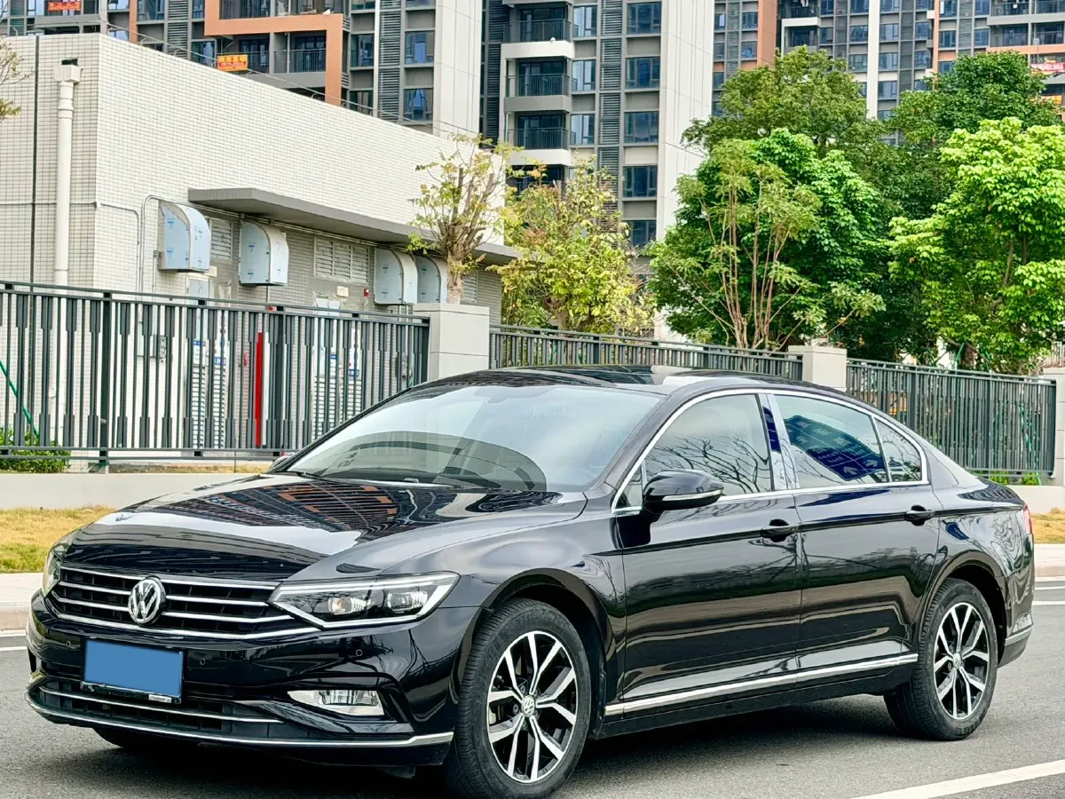 2020 Volkswagen Magotan 1.4T 150HP L4 7DCT,autocango,china used car exporter,china ev exporter,chinese used car exporter,chinese used ev exporter
