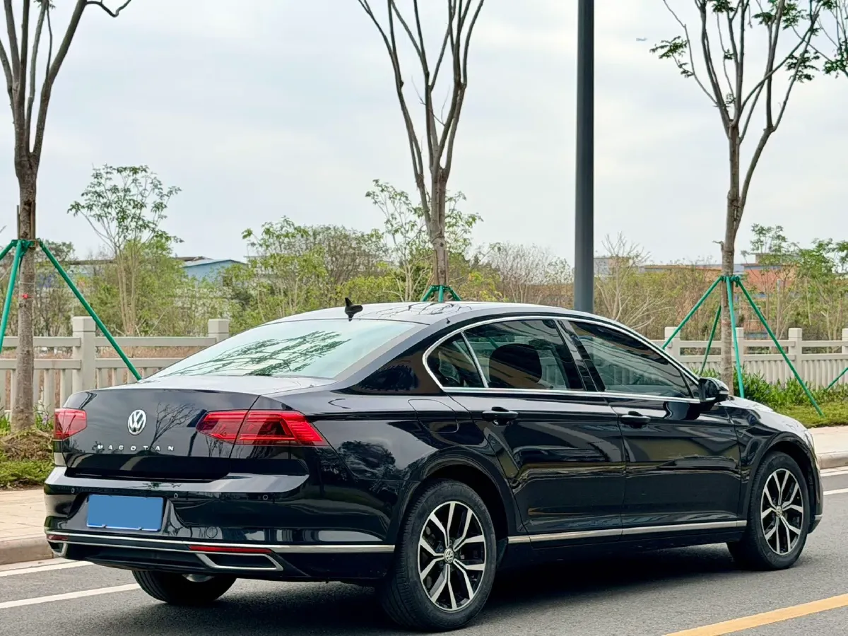 2020 Volkswagen Magotan 1.4T 150HP L4 7DCT,autocango,china used car exporter,china ev exporter,chinese used car exporter,chinese used ev exporter