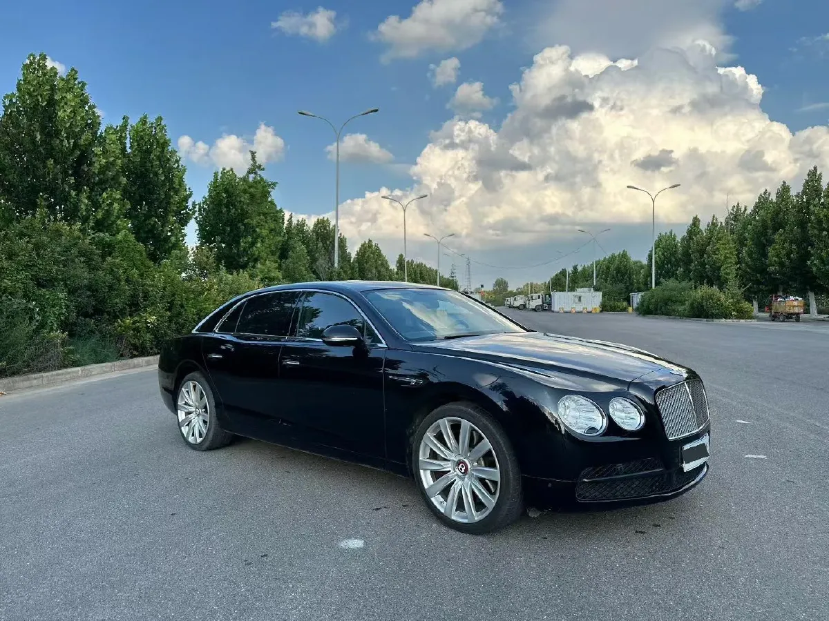 2017 Bentley Flying Spur 4.0T 528HP V8 8AT,autocango,china used car exporter,china ev exporter,chinese used car exporter,chinese used ev exporter