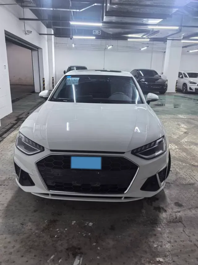 2020 Audi A4L 2.0T 190HP L4 7DCT,autocango,china used car exporter,china ev exporter,chinese used car exporter,chinese used ev exporter