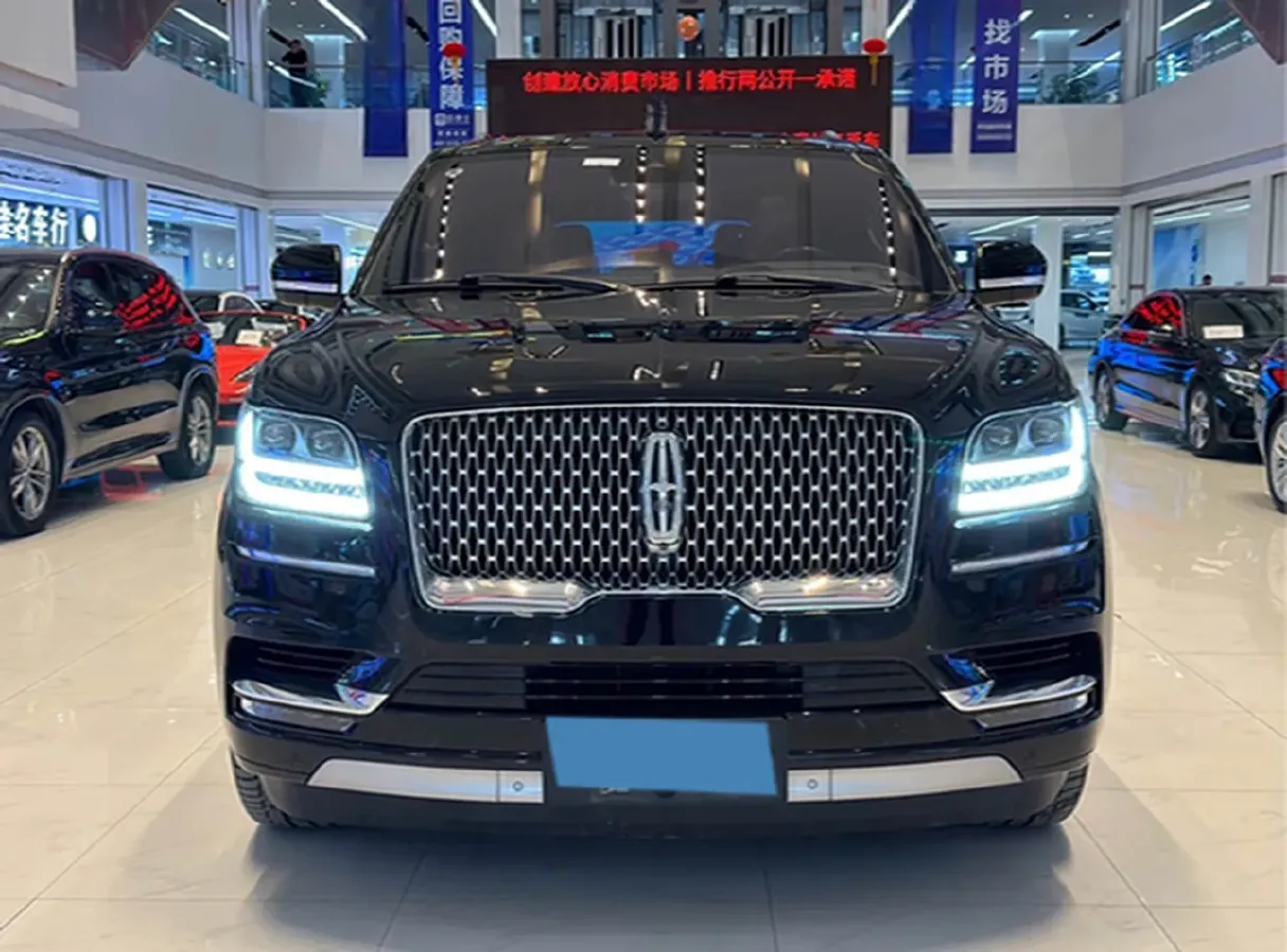 2018 Lincoln Navigator 3.5T 415HP V6 10AT,autocango,china used car exporter,china ev exporter,chinese used car exporter,chinese used ev exporter