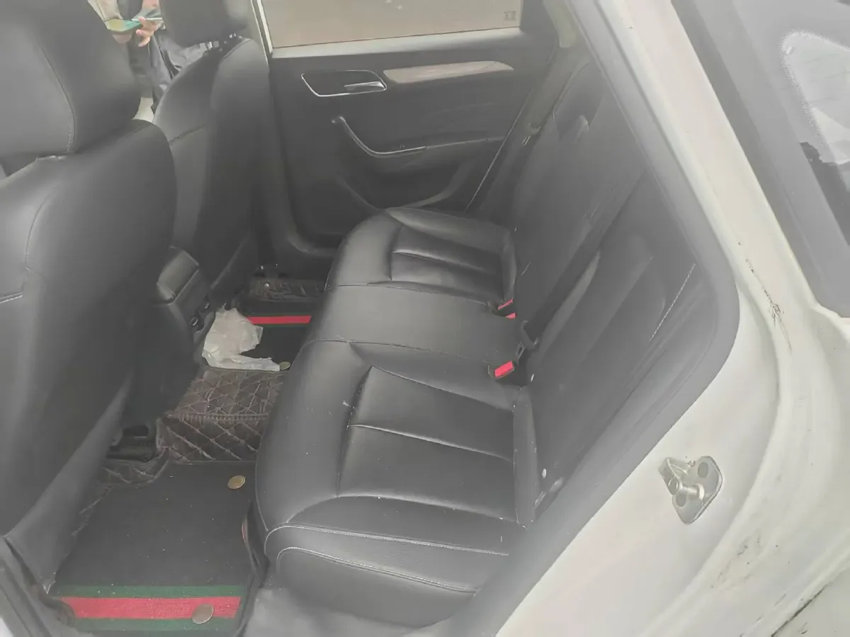 2017 Roewe i6 1.0T 125HP L3 2AT PHEV,autocango,china used car exporter,china ev exporter,chinese used car exporter,chinese used ev exporter