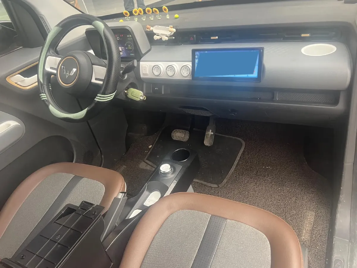 2022 WuLing HongGuang MINI EV BEV 17.3KWH,autocango,china used car exporter,china ev exporter,chinese used car exporter,chinese used ev exporter