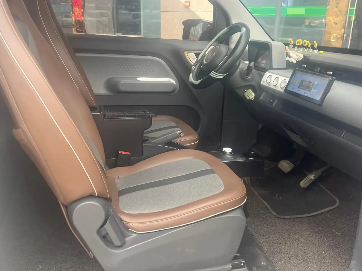 2022 WuLing HongGuang MINI EV BEV 17.3KWH,autocango,china used car exporter,china ev exporter,chinese used car exporter,chinese used ev exporter