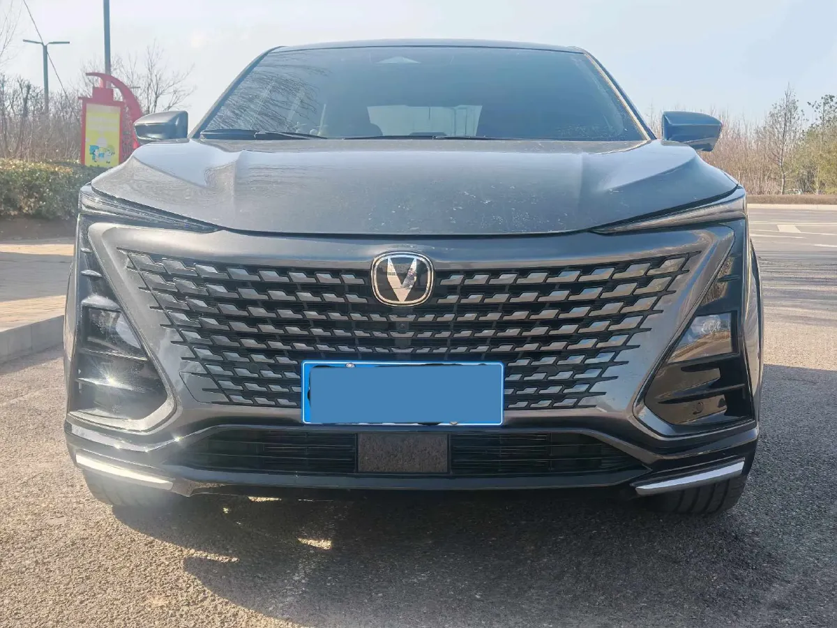 2023 ChangAn UNI-T 1.5T 188HP L4 7DCT,autocango,china used car exporter,china ev exporter,chinese used car exporter,chinese used ev exporter