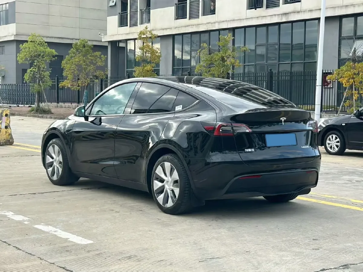 2022 Tesla Model Y BEV 60KWH,autocango,china used car exporter,china ev exporter,chinese used car exporter,chinese used ev exporter