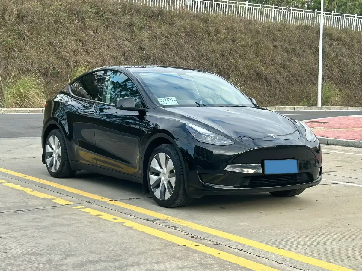 2022 Tesla Model Y BEV 60KWH,autocango,china used car exporter,china ev exporter,chinese used car exporter,chinese used ev exporter