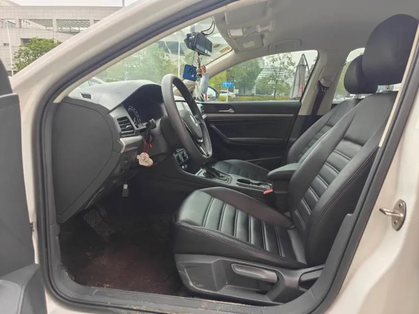 2021 Volkswagen Lavida 1.5L 113HP L4 6AT,autocango,china used car exporter,china ev exporter,chinese used car exporter,chinese used ev exporter