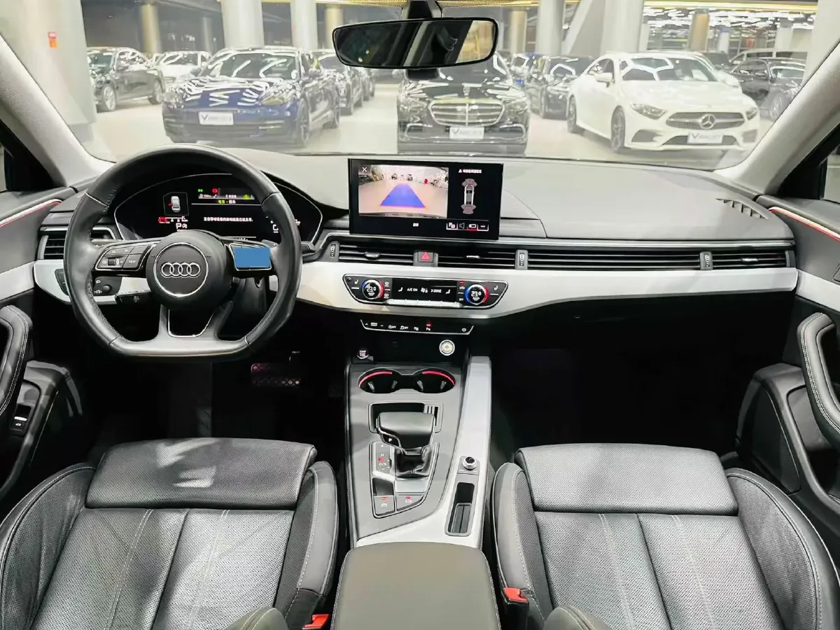 2022 Audi A4L 2.0T 190HP L4 7DCT,autocango,china used car exporter,china ev exporter,chinese used car exporter,chinese used ev exporter