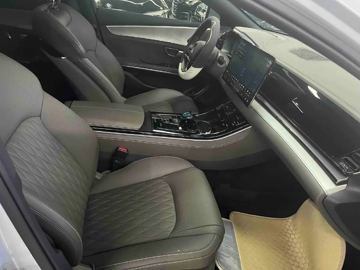 2025 BYD Han 1.5T 156HP L4 E-CVT PHEV,autocango,china used car exporter,china ev exporter,chinese used car exporter,chinese used ev exporter