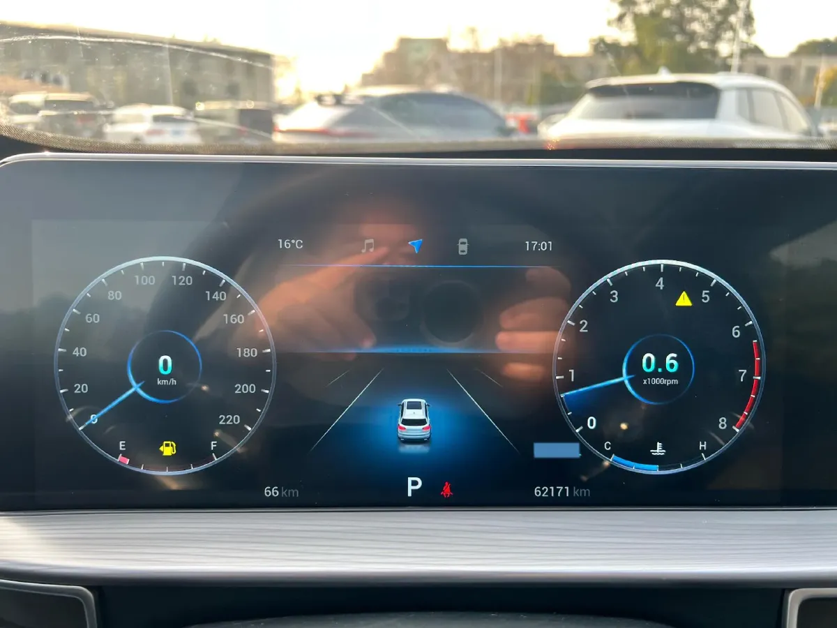 2021 Chery Tiggo 8 Plus 1.6T 197HP L4 7DCT,autocango,china used car exporter,china ev exporter,chinese used car exporter,chinese used ev exporter