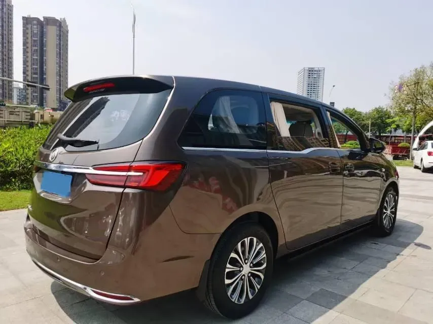 2021 Buick GL8 2.0T 237HP L4 9AT,autocango,china used car exporter,china ev exporter,chinese used car exporter,chinese used ev exporter