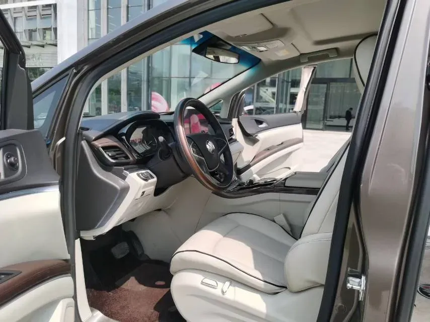 2021 Buick GL8 2.0T 237HP L4 9AT,autocango,china used car exporter,china ev exporter,chinese used car exporter,chinese used ev exporter