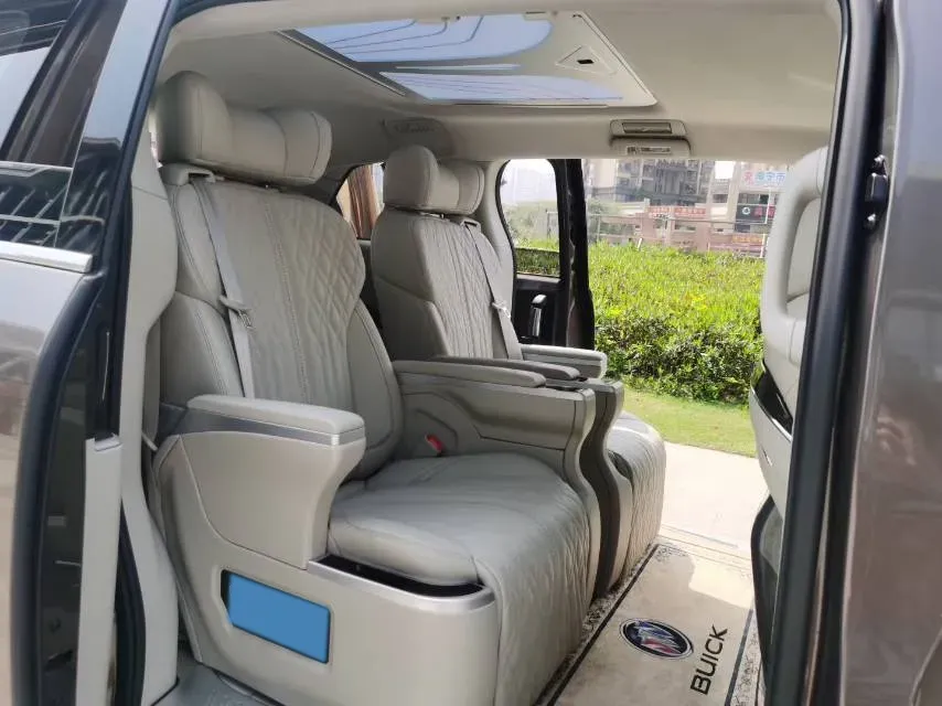 2021 Buick GL8 2.0T 237HP L4 9AT,autocango,china used car exporter,china ev exporter,chinese used car exporter,chinese used ev exporter