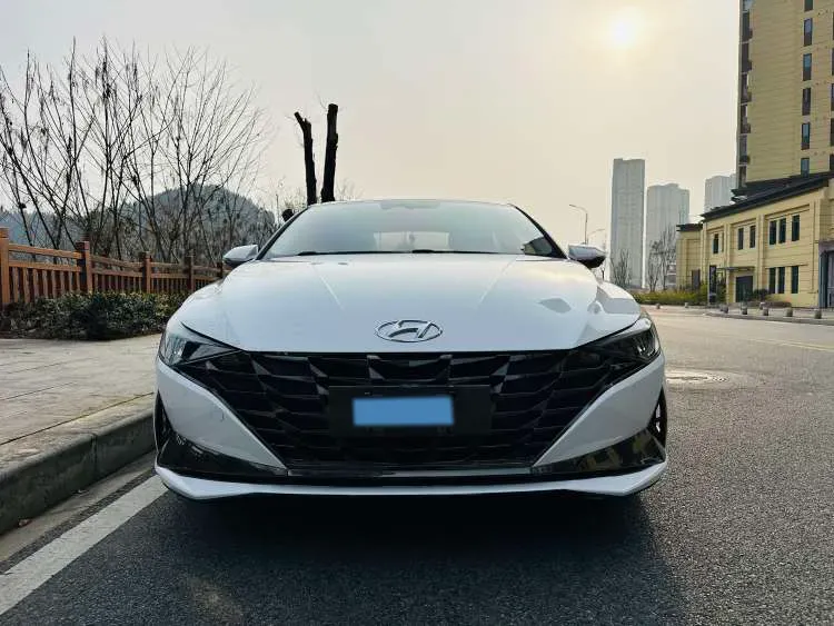 2021 Hyundai Elantra 1.5L 115HP L4 CVT,autocango,china used car exporter,china ev exporter,chinese used car exporter,chinese used ev exporter