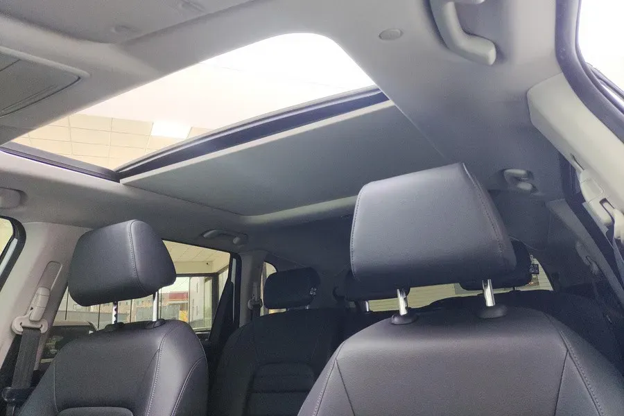 2023 Honda CR-V 1.5T 193HP L4 CVT,autocango,china used car exporter,china ev exporter,chinese used car exporter,chinese used ev exporter