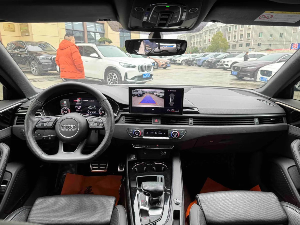 2024 Audi A4L 2.0T 190HP L4 7DCT,autocango,china used car exporter,china ev exporter,chinese used car exporter,chinese used ev exporter