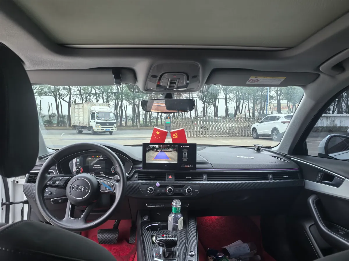 2020 Audi A4L 2.0T 190HP L4 7DCT,autocango,china used car exporter,china ev exporter,chinese used car exporter,chinese used ev exporter