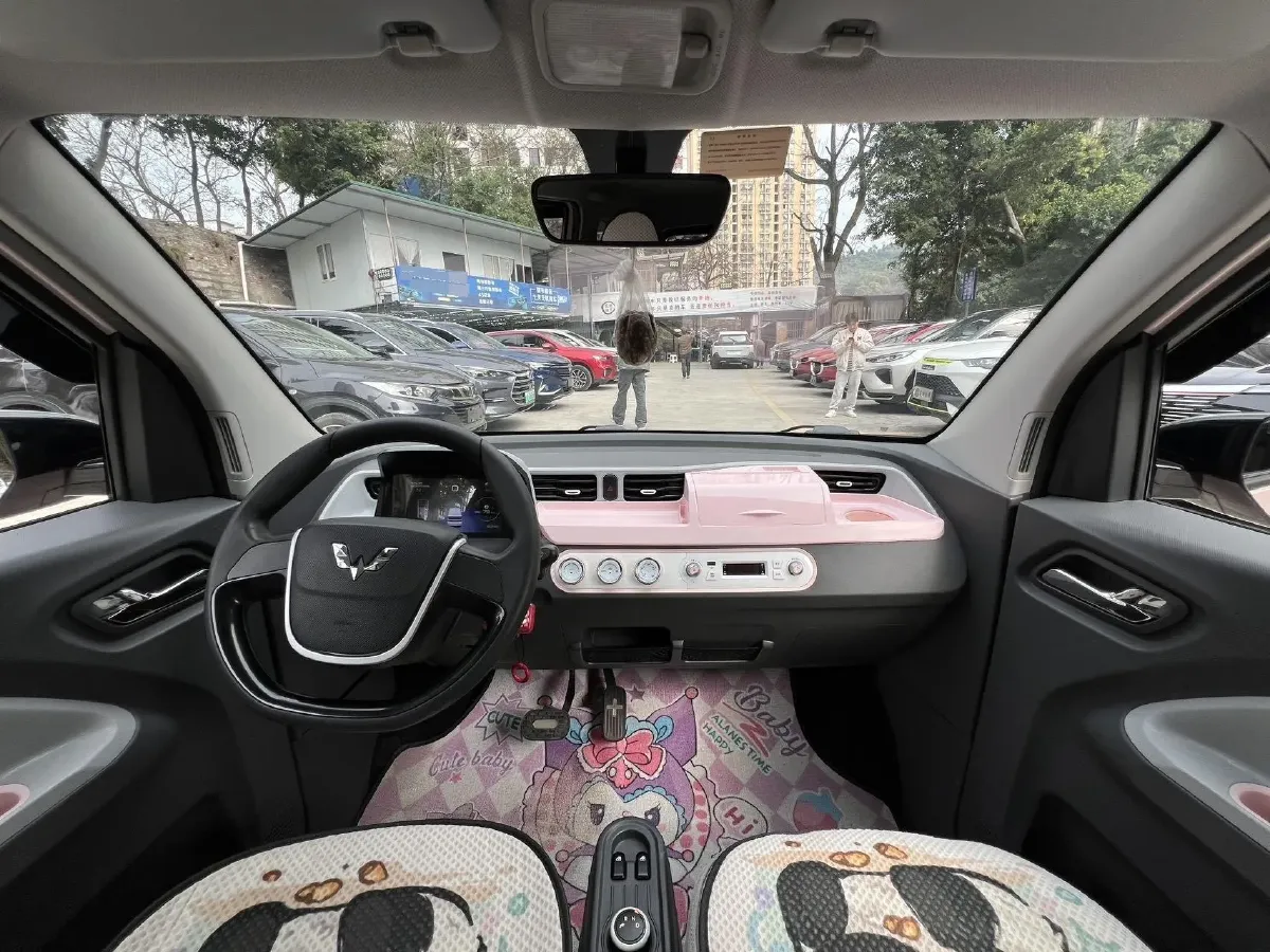 2021 WuLing HongGuang MINI EV BEV 13.8KWH,autocango,china used car exporter,china ev exporter,chinese used car exporter,chinese used ev exporter