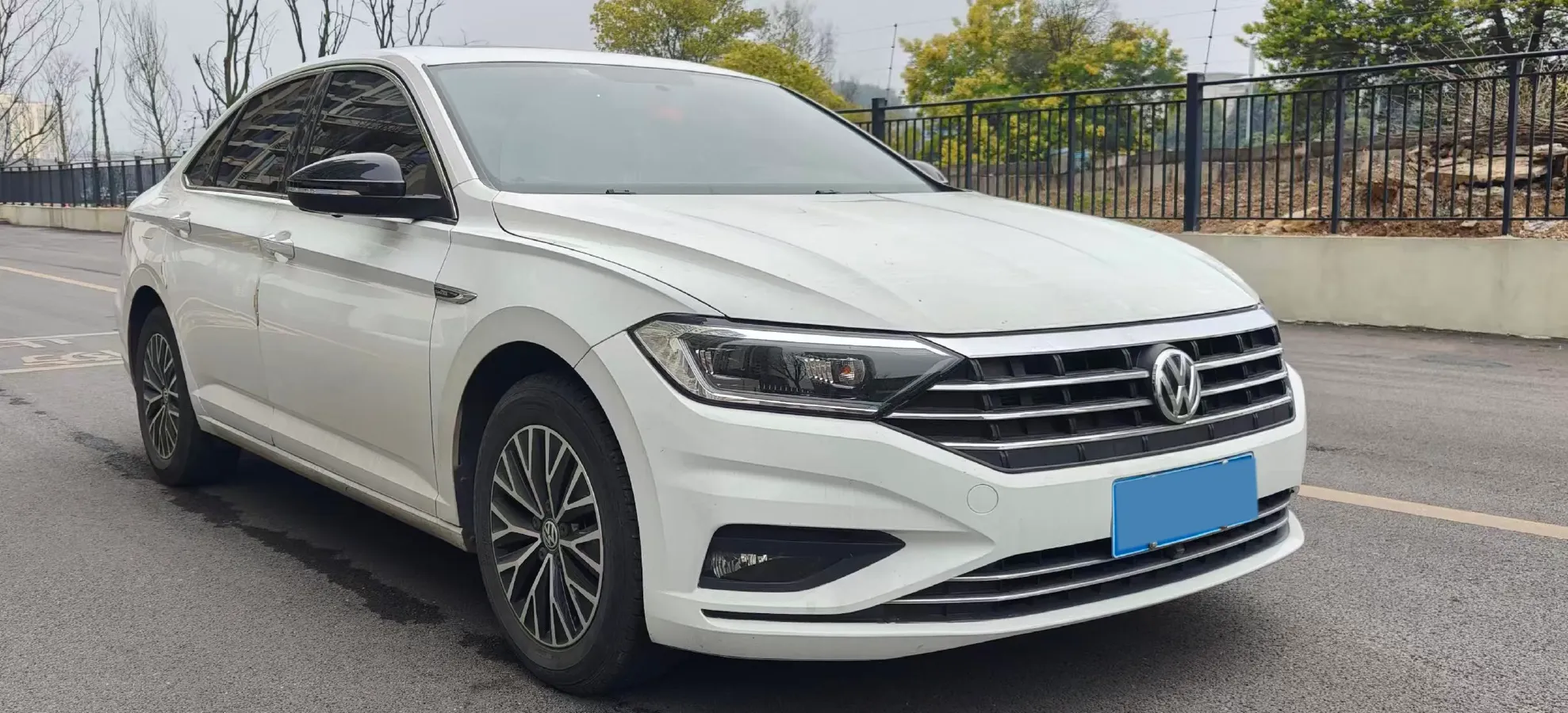 2019 Jeep Renegade 1.3T 173HP L4 7DCT,autocango,china used car exporter,china ev exporter,chinese used car exporter,chinese used ev exporter