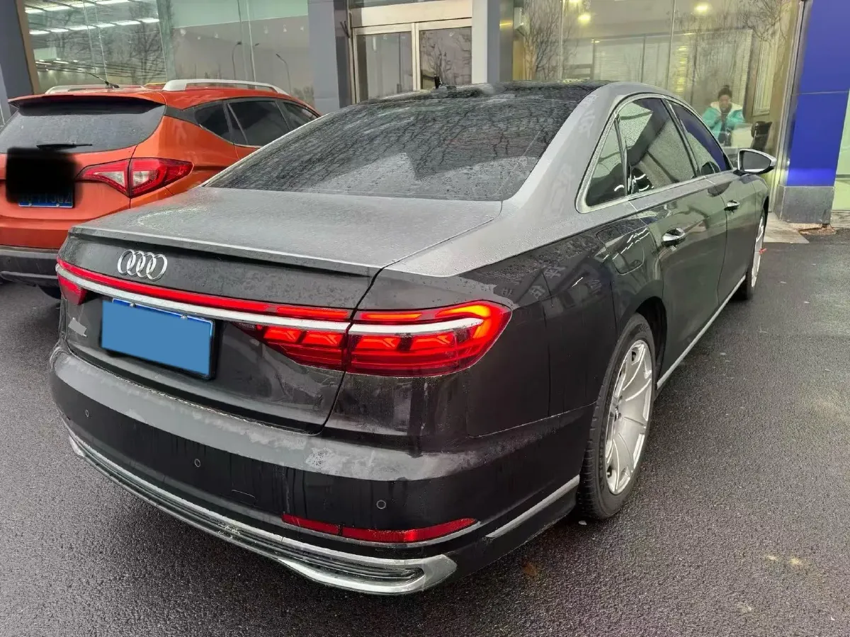 2023 Audi A8 2.0T 265HP L4 8AT,autocango,china used car exporter,china ev exporter,chinese used car exporter,chinese used ev exporter