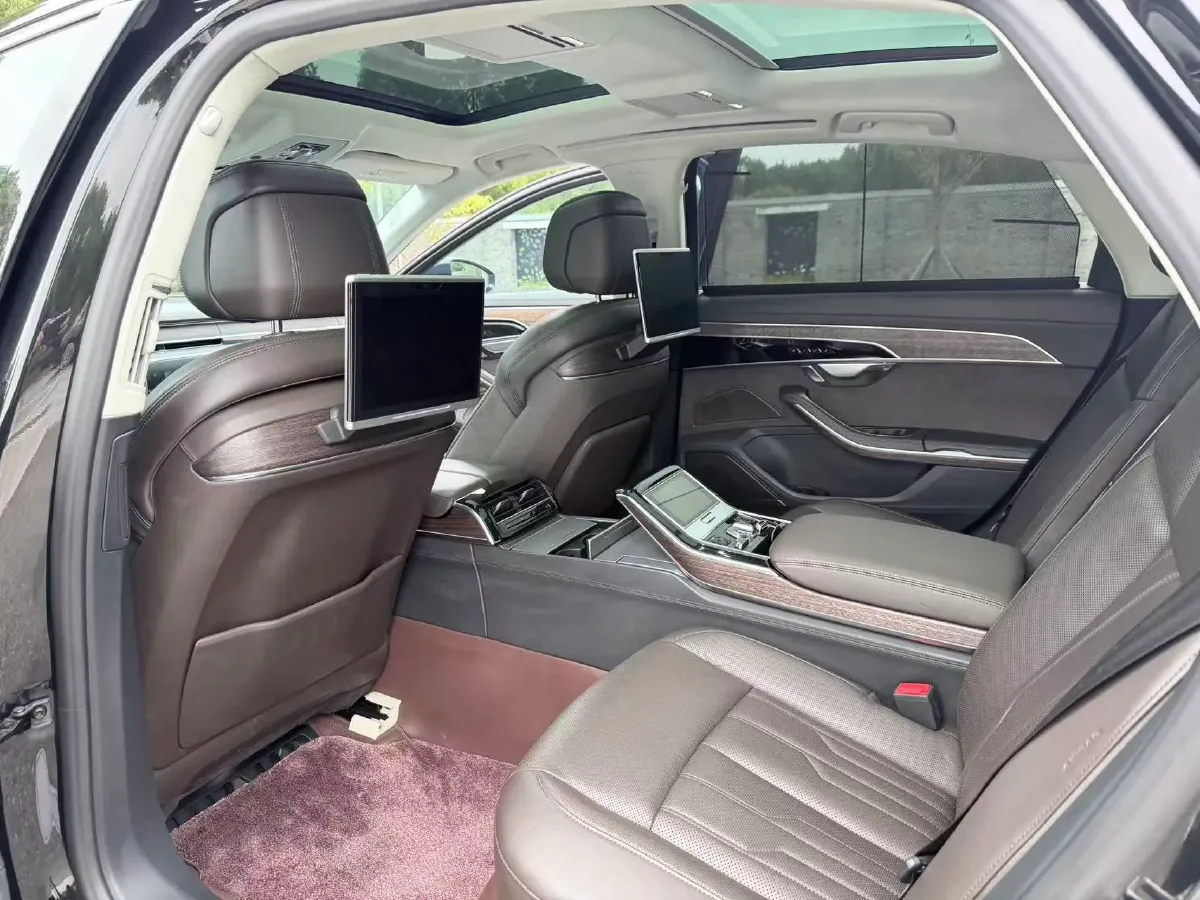 2021 Audi A8 3.0T 340HP V6 8AT,autocango,china used car exporter,china ev exporter,chinese used car exporter,chinese used ev exporter