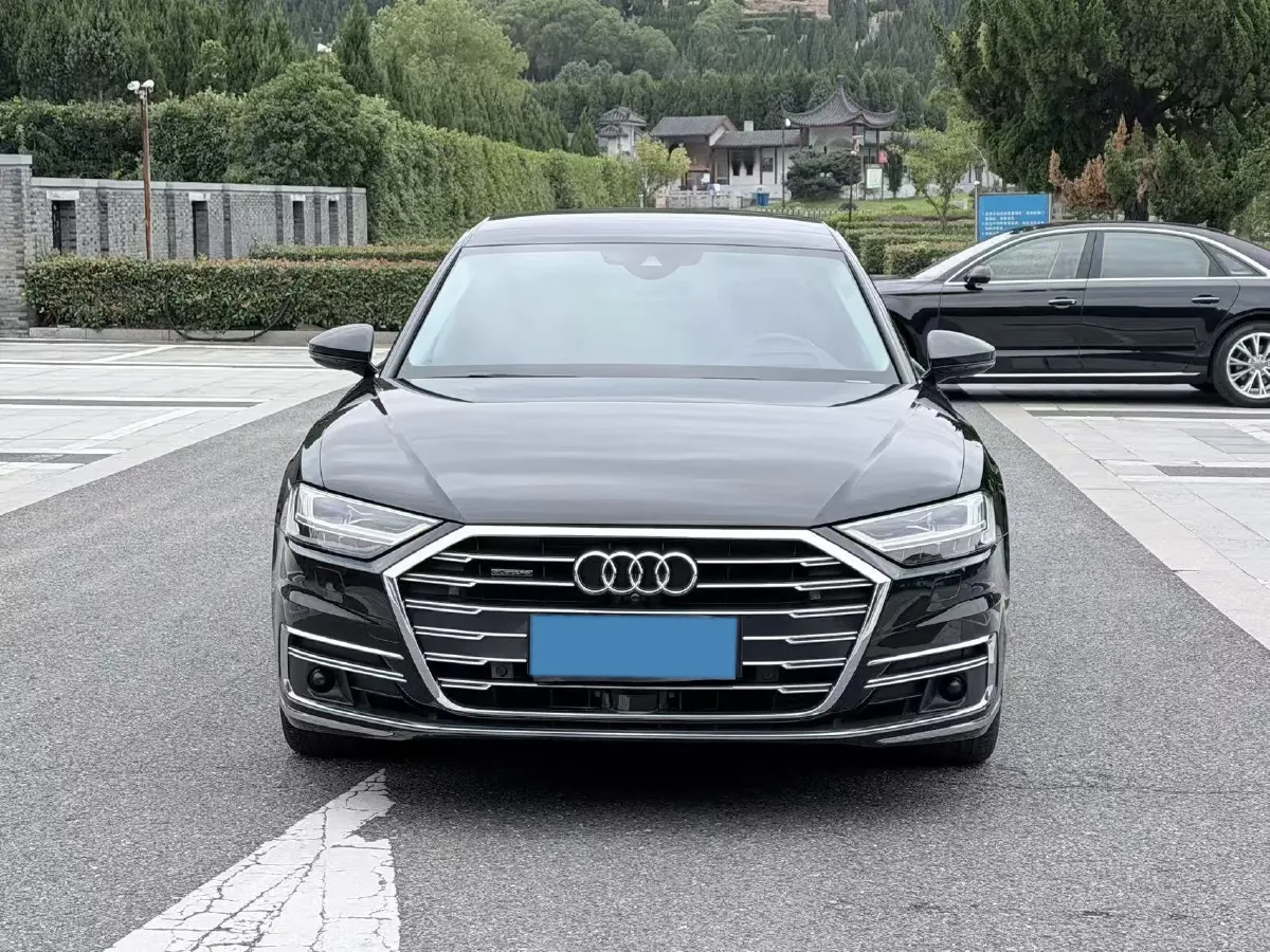 2021 Audi A8 3.0T 340HP V6 8AT,autocango,china used car exporter,china ev exporter,chinese used car exporter,chinese used ev exporter