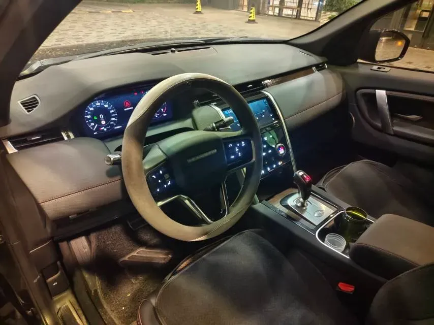2022 Land Rover Discovery Sport 2.0T 249HP L4 9AT,autocango,china used car exporter,china ev exporter,chinese used car exporter,chinese used ev exporter