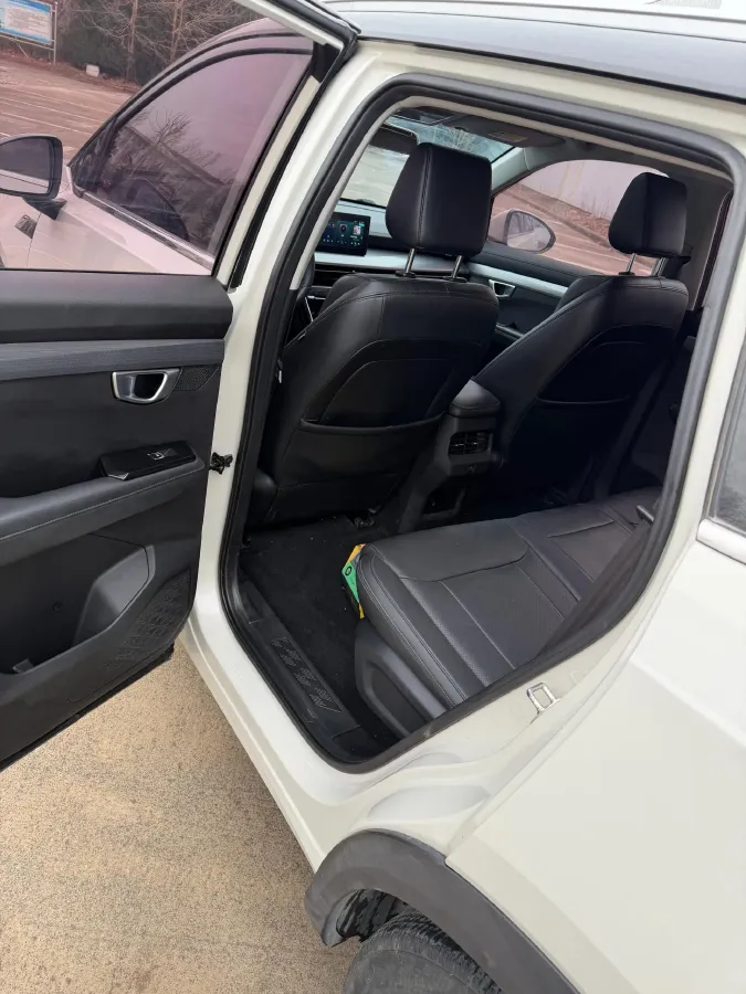 2021 WuLing XingChen 1.5T 147HP L4 CVT,autocango,china used car exporter,china ev exporter,chinese used car exporter,chinese used ev exporter