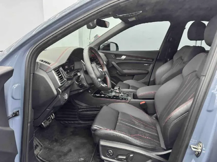 2022 Audi Q5L Sportback 2.0T 190HP L4 7DCT,autocango,china used car exporter,china ev exporter,chinese used car exporter,chinese used ev exporter