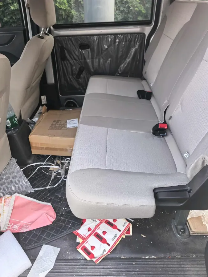 2021 WuLing HongGuang V 1.5L 99HP L4 6MT,autocango,china used car exporter,china ev exporter,chinese used car exporter,chinese used ev exporter