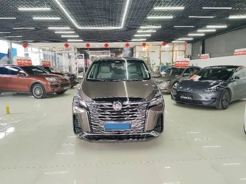 2023 Buick GL8 2.0T 237HP L4 9AT,autocango,china used car exporter,china ev exporter,chinese used car exporter,chinese used ev exporter