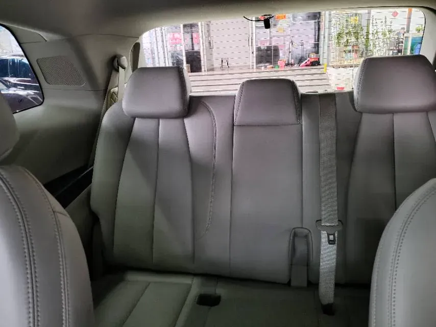 2023 Buick GL8 2.0T 237HP L4 9AT,autocango,china used car exporter,china ev exporter,chinese used car exporter,chinese used ev exporter