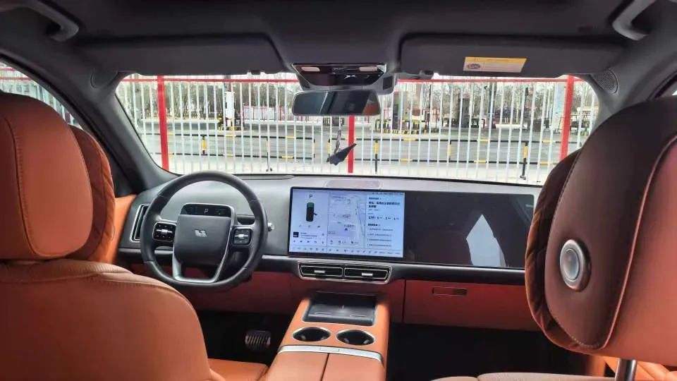 2023 Li L9 Range Extended 154HP REEV 42.6KWH,autocango,china used car exporter,china ev exporter,chinese used car exporter,chinese used ev exporter