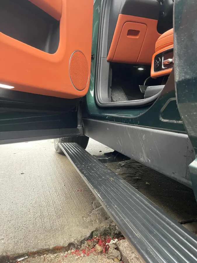 2024 Li L9 Range Extended 154HP REEV 52.3KWH,autocango,china used car exporter,china ev exporter,chinese used car exporter,chinese used ev exporter