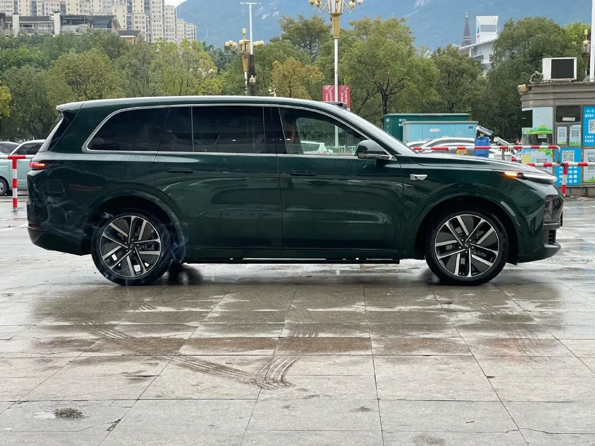 2024 Li L9 Range Extended 154HP REEV 52.3KWH,autocango,china used car exporter,china ev exporter,chinese used car exporter,chinese used ev exporter