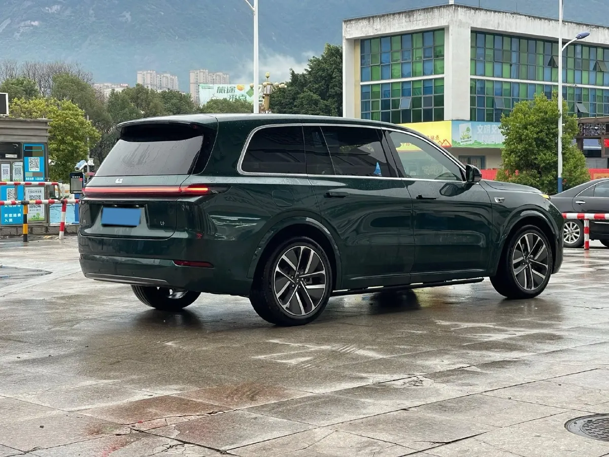 2024 Li L9 Range Extended 154HP REEV 52.3KWH,autocango,china used car exporter,china ev exporter,chinese used car exporter,chinese used ev exporter
