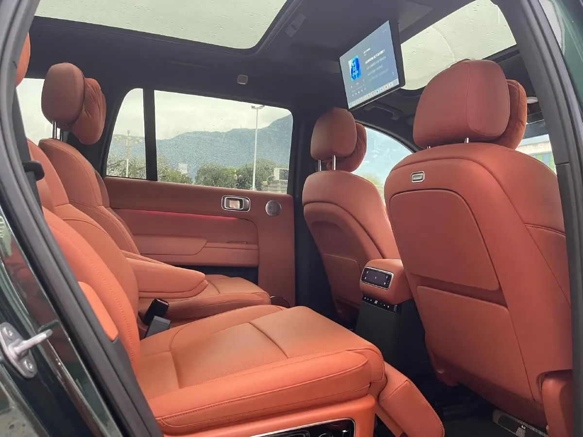 2024 Li L9 Range Extended 154HP REEV 52.3KWH,autocango,china used car exporter,china ev exporter,chinese used car exporter,chinese used ev exporter