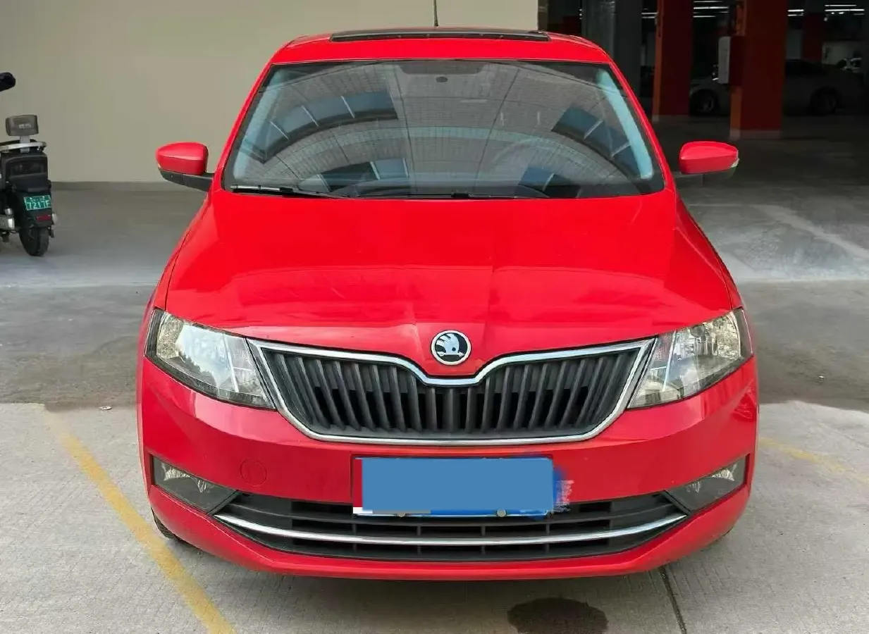 2018 Skoda Rapid Spaceback 1.6L 110HP L4 6AT,autocango,china used car exporter,china ev exporter,chinese used car exporter,chinese used ev exporter