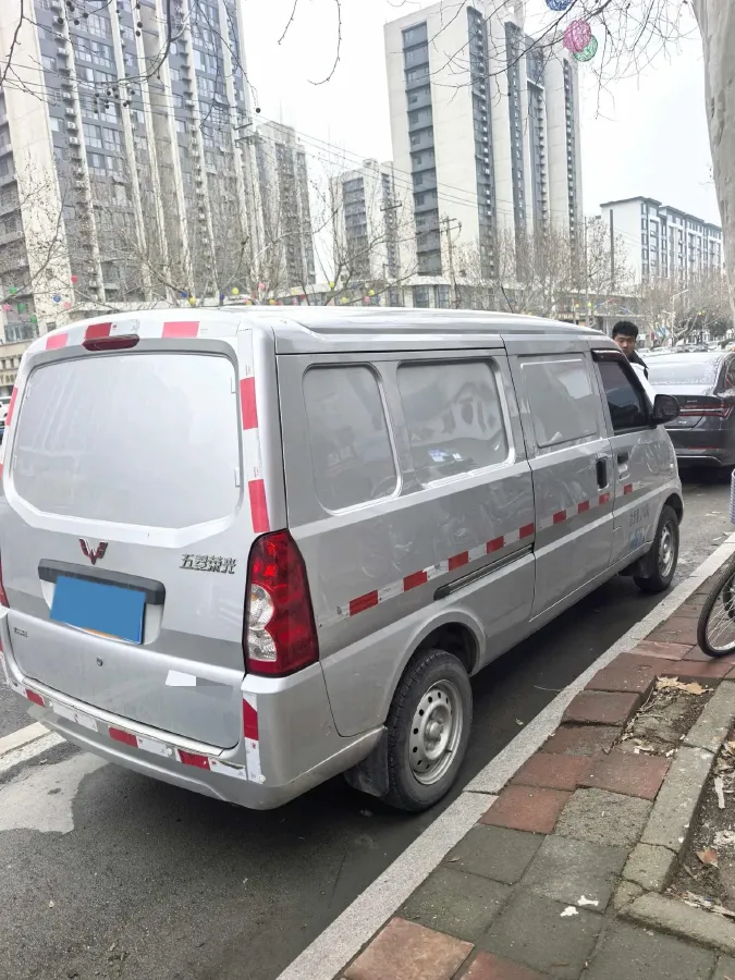 2021 SWM X2 1.5L 112HP L4 5MT,autocango,china used car exporter,china ev exporter,chinese used car exporter,chinese used ev exporter