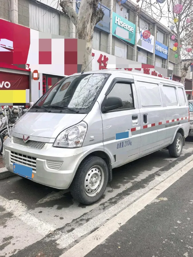 2021 SWM X2 1.5L 112HP L4 5MT,autocango,china used car exporter,china ev exporter,chinese used car exporter,chinese used ev exporter