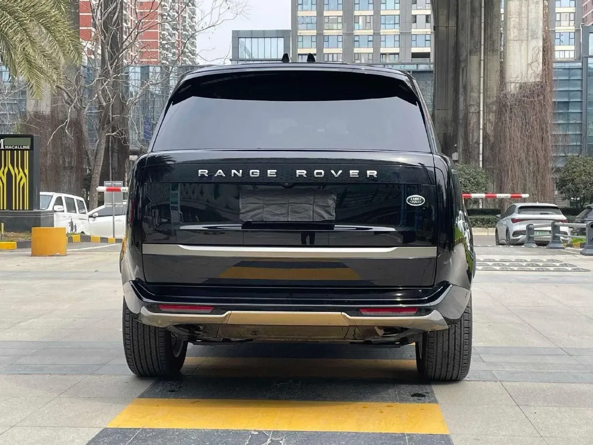 2025 Land Rover Range Rover 3.0T 400HP L6 8AT,autocango,china used car exporter,china ev exporter,chinese used car exporter,chinese used ev exporter