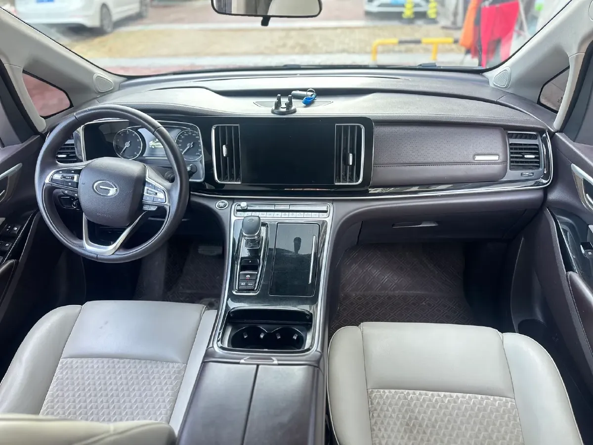 2023 GAC Trumpchi M8 2.0T 252HP L4 8AT,autocango,china used car exporter,china ev exporter,chinese used car exporter,chinese used ev exporter