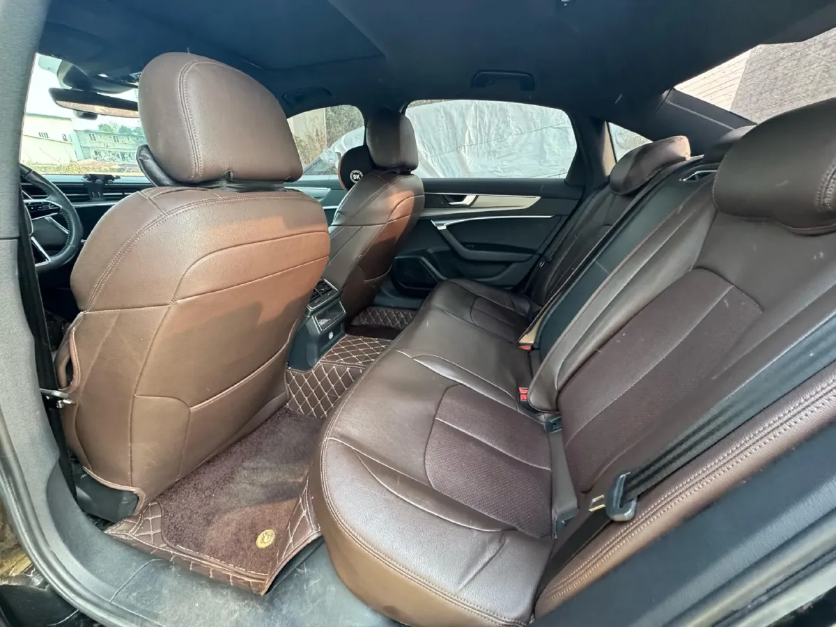 2020 Audi A6L 2.0T 190HP L4 7DCT,autocango,china used car exporter,china ev exporter,chinese used car exporter,chinese used ev exporter