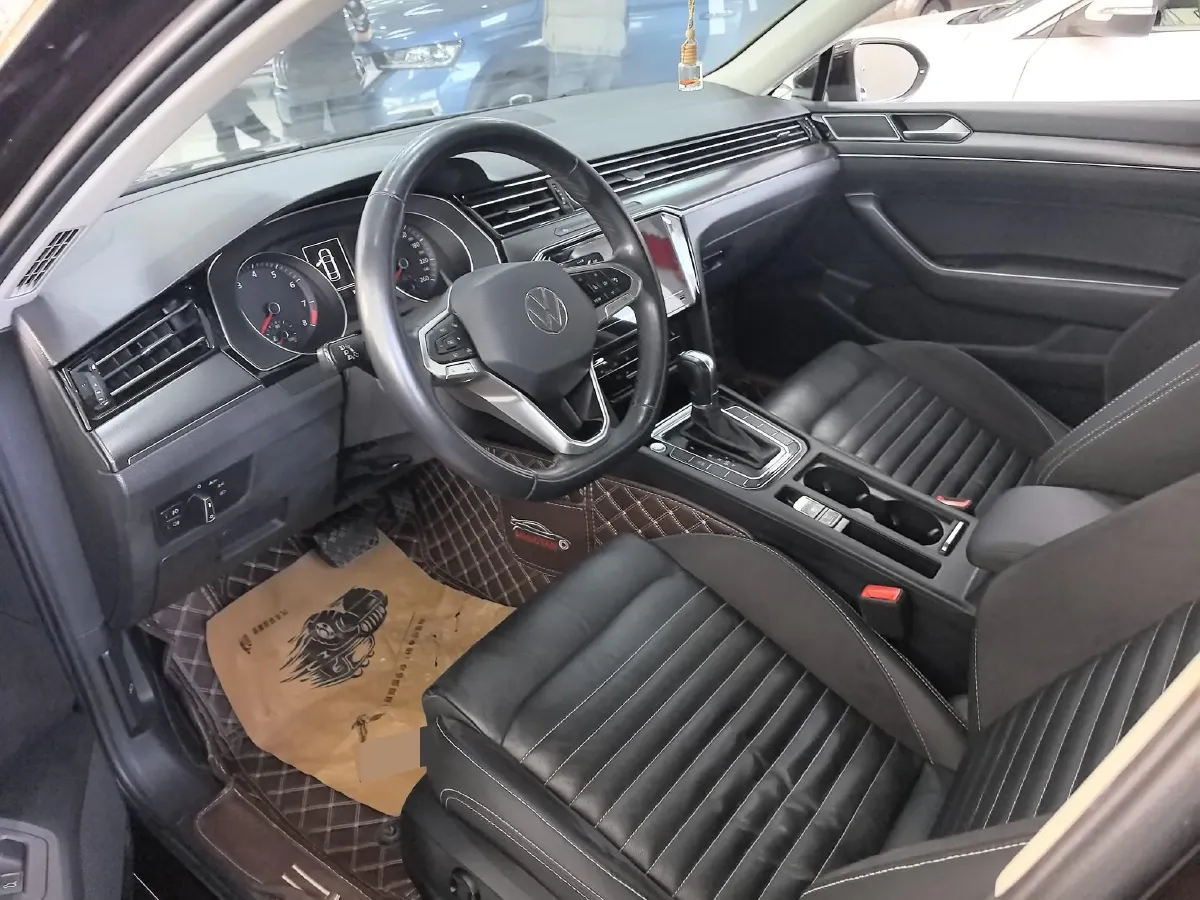 2020 Volkswagen Magotan 2.0T 186HP L4 7DCT,autocango,china used car exporter,china ev exporter,chinese used car exporter,chinese used ev exporter