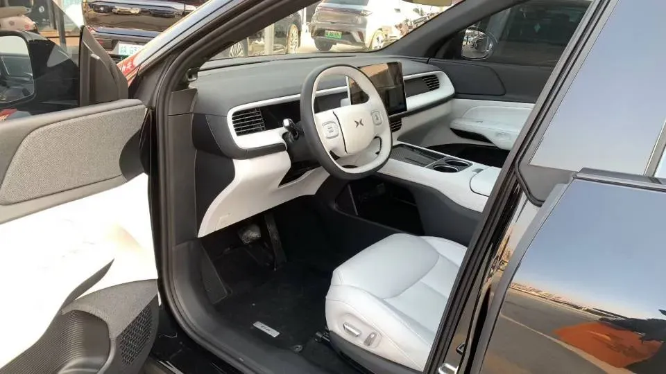 2024 Xpeng G6 BEV 66KWH,autocango,china used car exporter,china ev exporter,chinese used car exporter,chinese used ev exporter