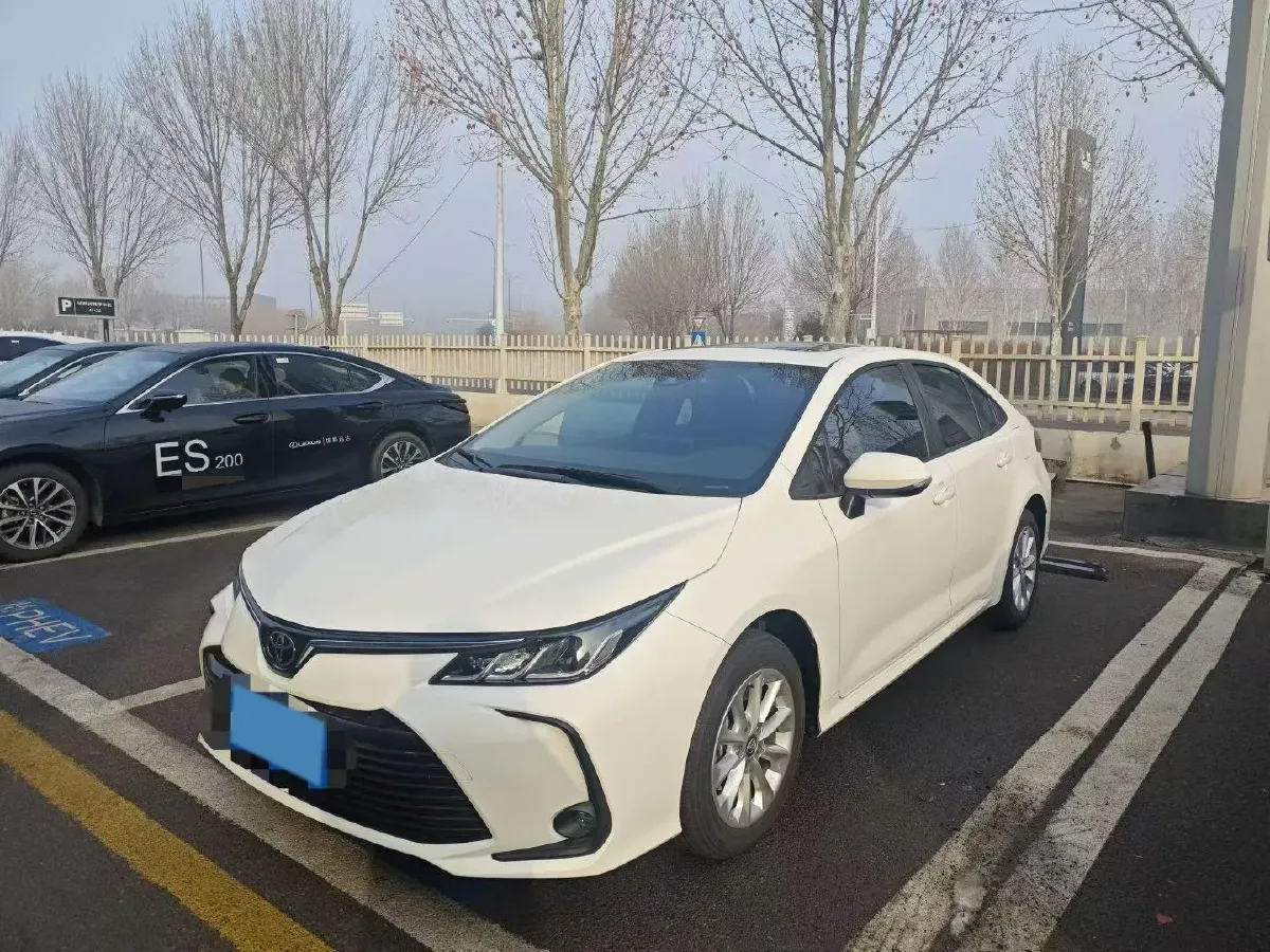 2021 Toyota Corolla 1.2T 116HP L4 CVT,autocango,china used car exporter,china ev exporter,chinese used car exporter,chinese used ev exporter