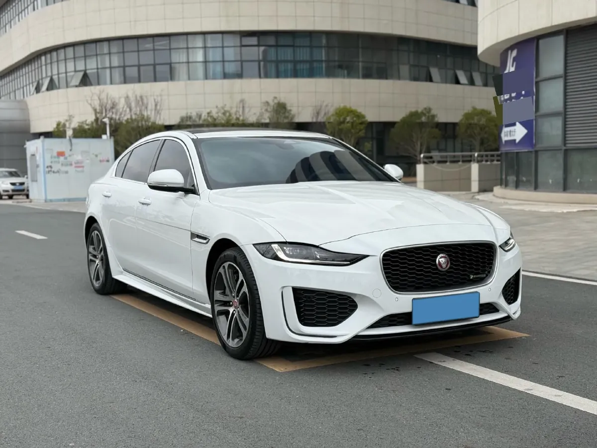 2023 Jaguar XEL 2.0T 250HP L4 8AT,autocango,china used car exporter,china ev exporter,chinese used car exporter,chinese used ev exporter